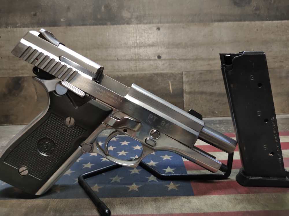 HARD TO FIND EXCEL COND TAURUS PT-945 .45Acp  4.3"Brl w/Mag & Night Sights!-img-6