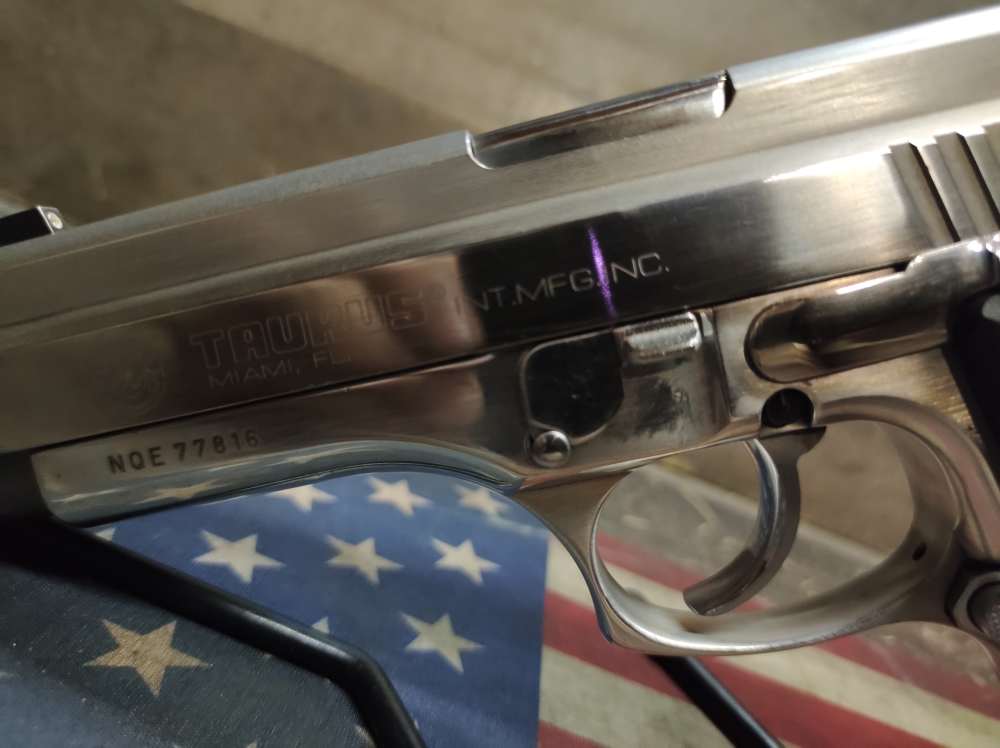 HARD TO FIND EXCEL COND TAURUS PT-945 .45Acp  4.3"Brl w/Mag & Night Sights!-img-10