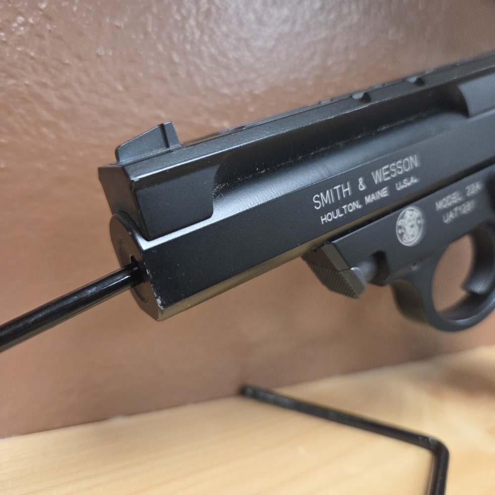 Smith & Wesson 22A .22 LR Semi-Auto Pistol -img-1