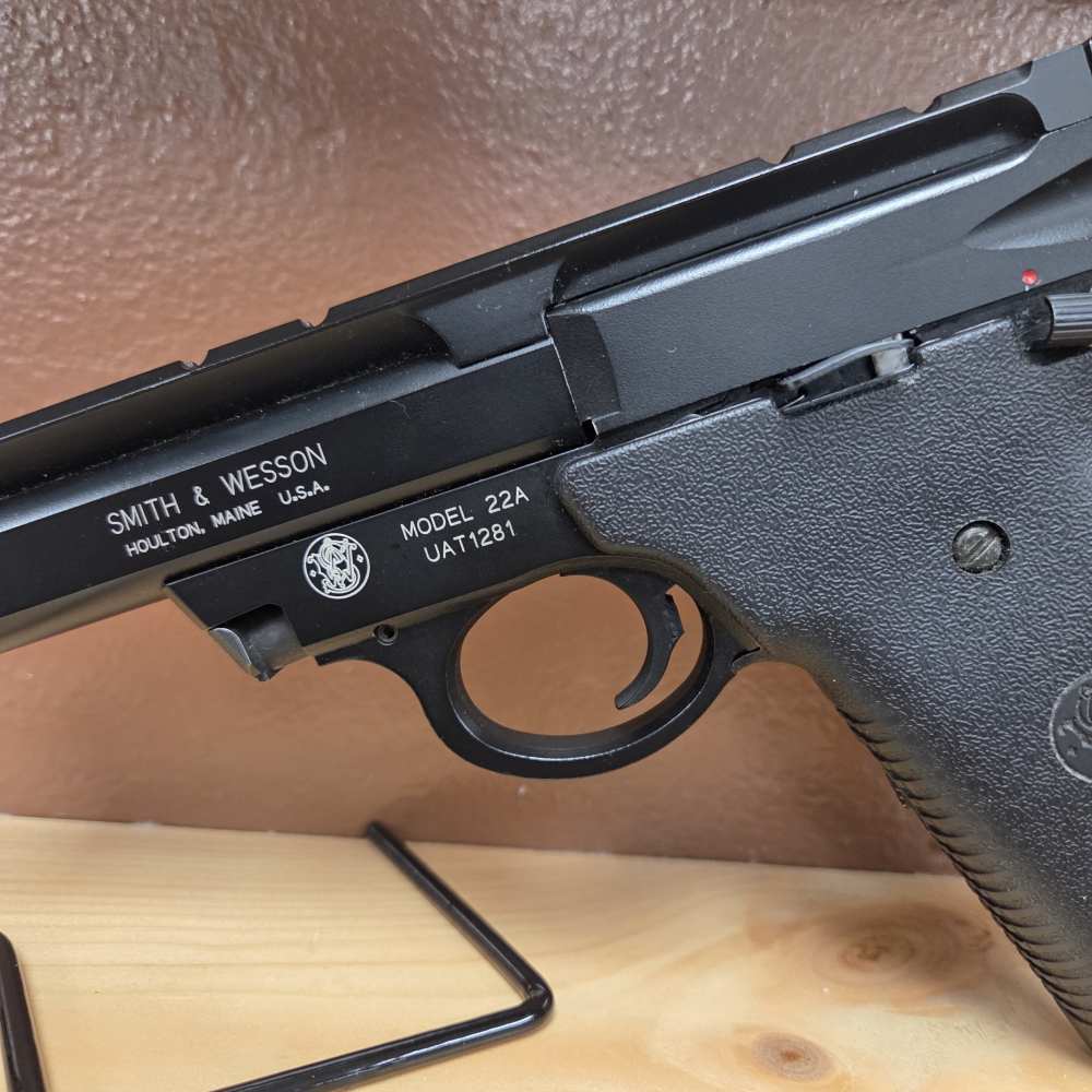 Smith & Wesson 22A .22 LR Semi-Auto Pistol -img-2