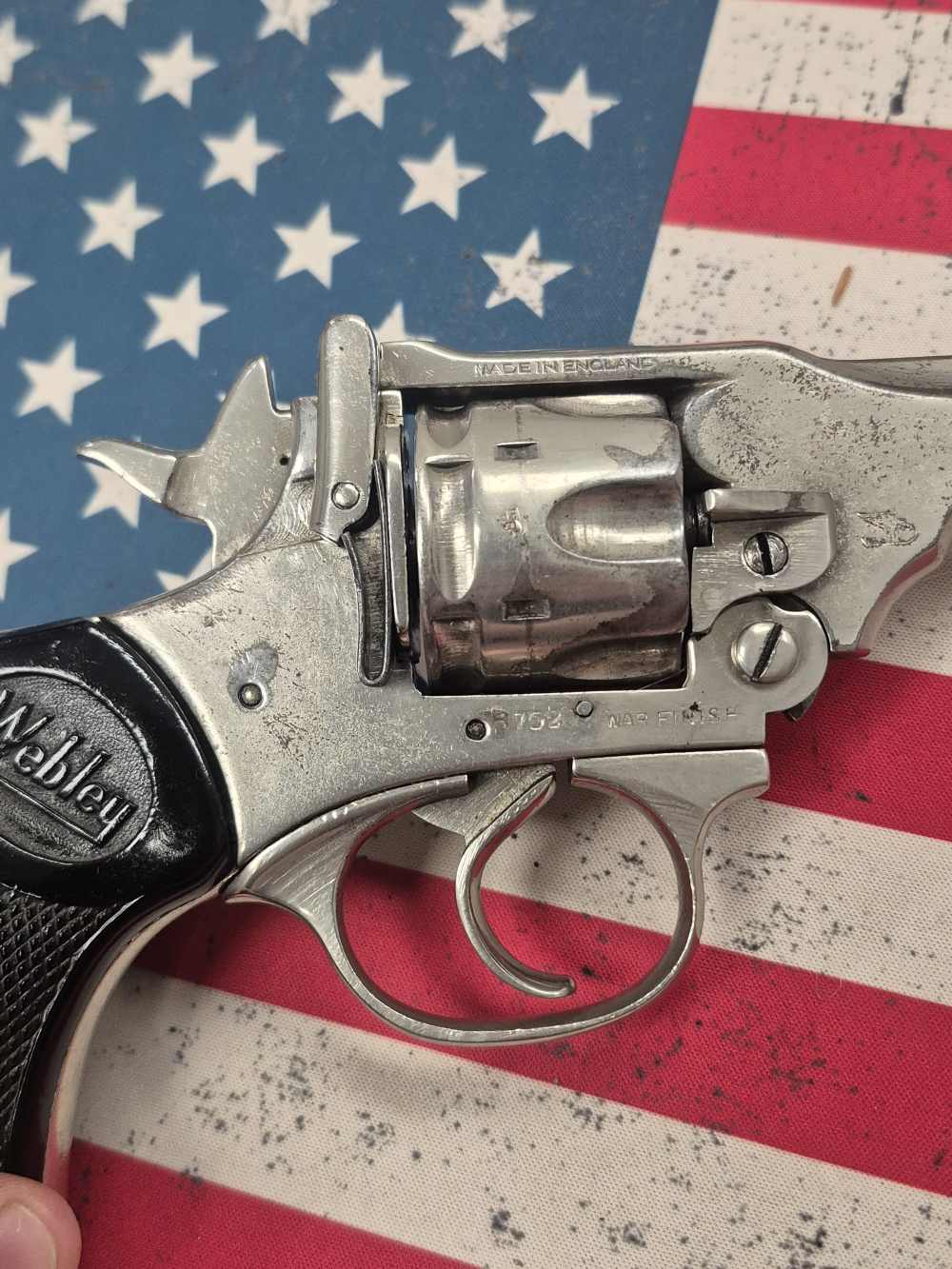 PENNY! VERY NICE RENICKELED OFFICER STYLE WEBLEY IV REVOLVER 38/200 WW2 -img-17