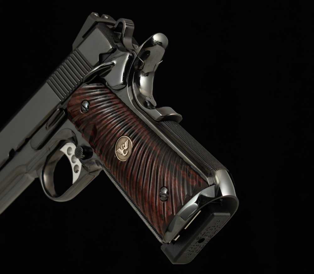 Wilson Combat CQB Elite, 10mm – MIRROR POLISH SALT BLUE, 5”, FULL SIZE-img-9