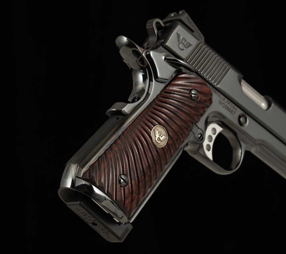 Wilson Combat CQB Elite, 10mm – MIRROR POLISH SALT BLUE, 5”, FULL SIZE-img-10