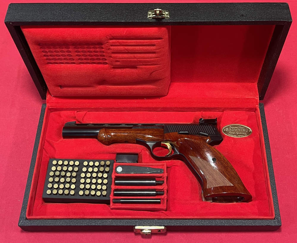 Browning Medalist .22LR W/ Orig Case! Belgium! Excellent! Rare! No Res!-img-0
