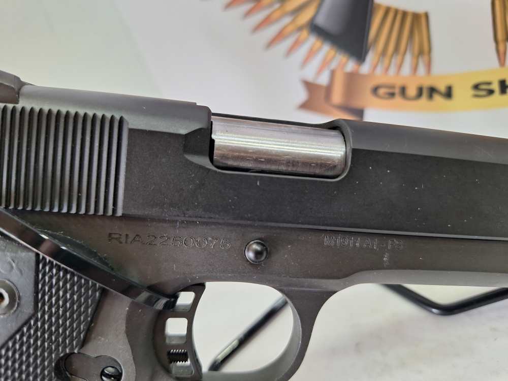 Rock Island Armory Model M1911A1 Caliber 9MM 10Rds mag Excellent Condition-img-6