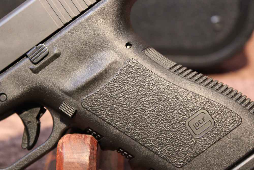 Glock 20 Gen 3 NON-SF 10mm Auto 4.5" bbl w/ Box Two Mags-img-11