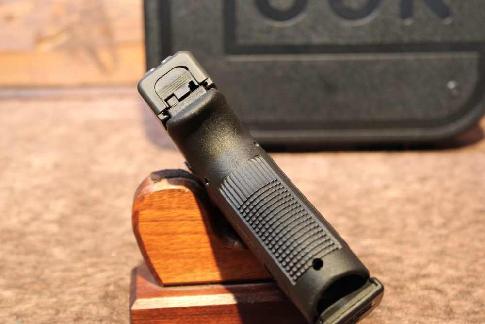 Glock 20 Gen 3 NON-SF 10mm Auto 4.5" bbl w/ Box Two Mags-img-15