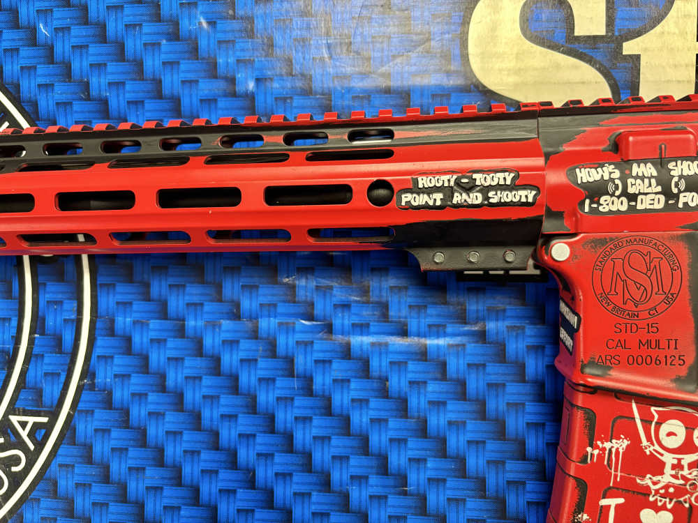 NEW DAKOTA BANDIT/ STANDARD MFG DEAD POOL STYLE AR-15. NO RESERVE -img-2