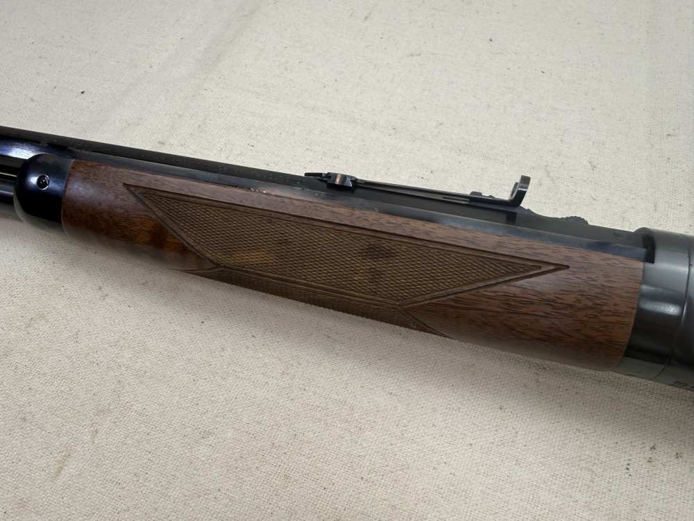 Winchester Model 1892 Limited Series Deluxe Takedown .45 Colt #23 UNFIRED* -img-4