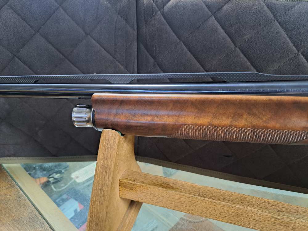 Benelli Montfeltro Silver 20 Gauge 24" Box and Chokes-img-14