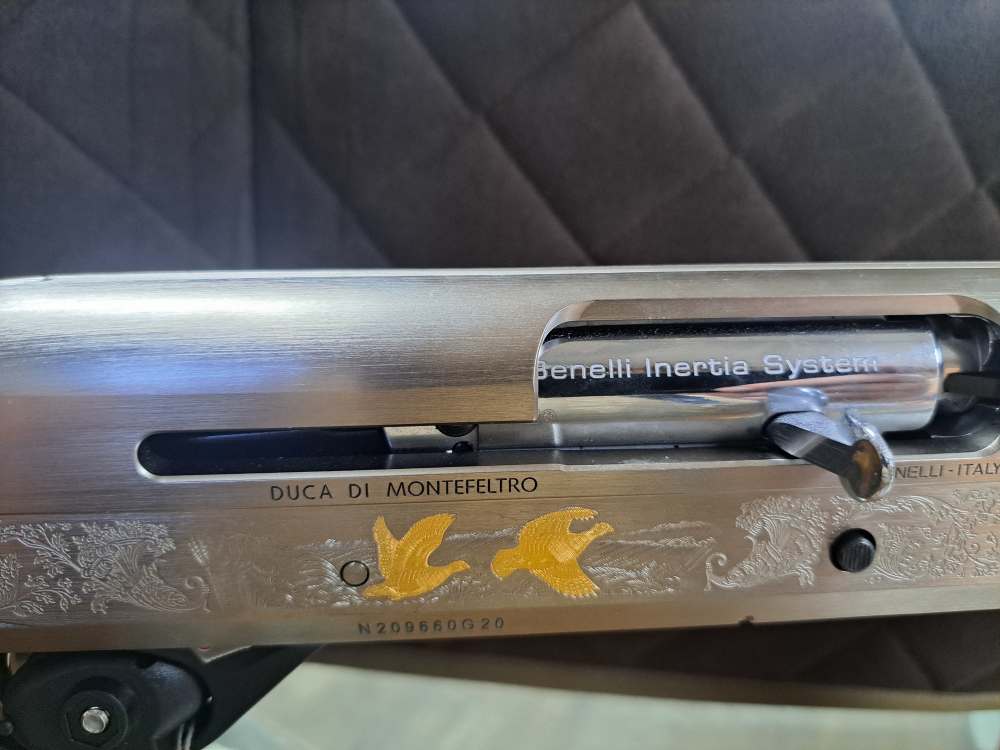 Benelli Montfeltro Silver 20 Gauge 24" Box and Chokes-img-7