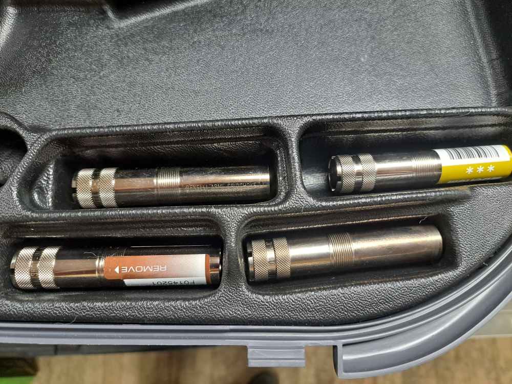 Benelli Montfeltro Silver 20 Gauge 24" Box and Chokes-img-20