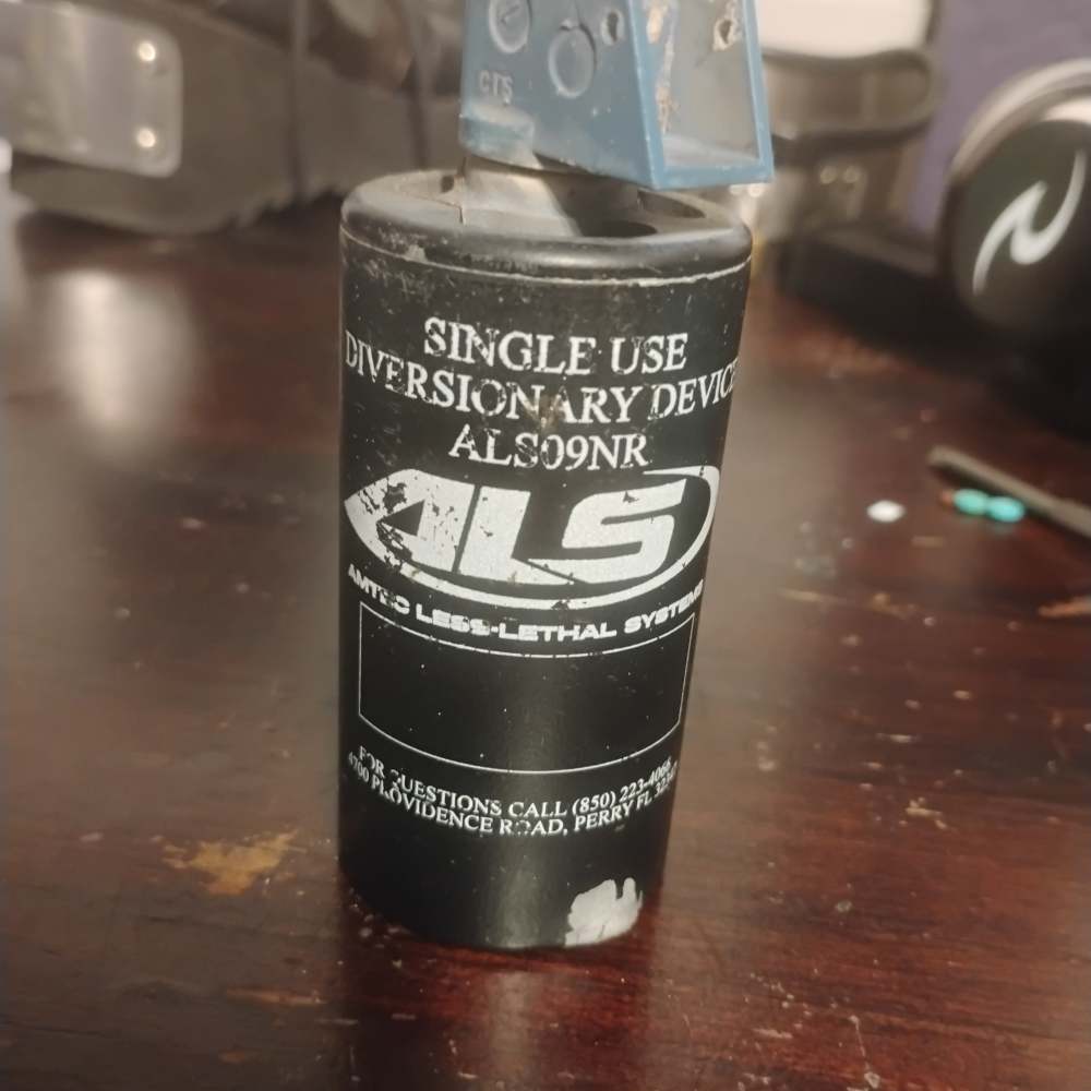ALS reloadable stun bang inert -img-2