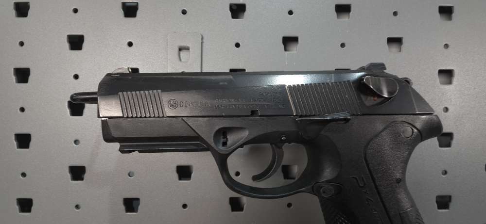 FIELD TESTED - Beretta PX4 Storm 9mm 1 Magazine-img-3