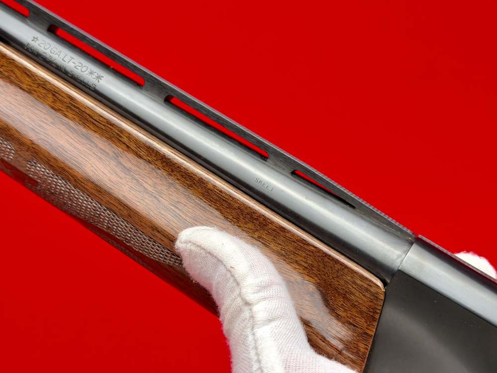 SUPERB Remington 1100 LT-20 Gauge Semi Auto 25" Vent Rib "SKEET" Shotgun-img-14