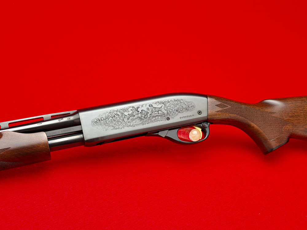 2003 FACTORY ENGRAVED LIMITED EDITON REMINGTON 870 .410 BORE SHOTGUN -img-2