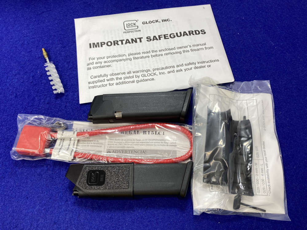 Glock 17 Gen 4 9mm Blk 4.49" *PROVEN & RELIABLE PLATFORM*--img-6