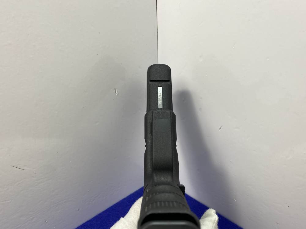 Glock 17 Gen 4 9mm Blk 4.49" *PROVEN & RELIABLE PLATFORM*--img-32