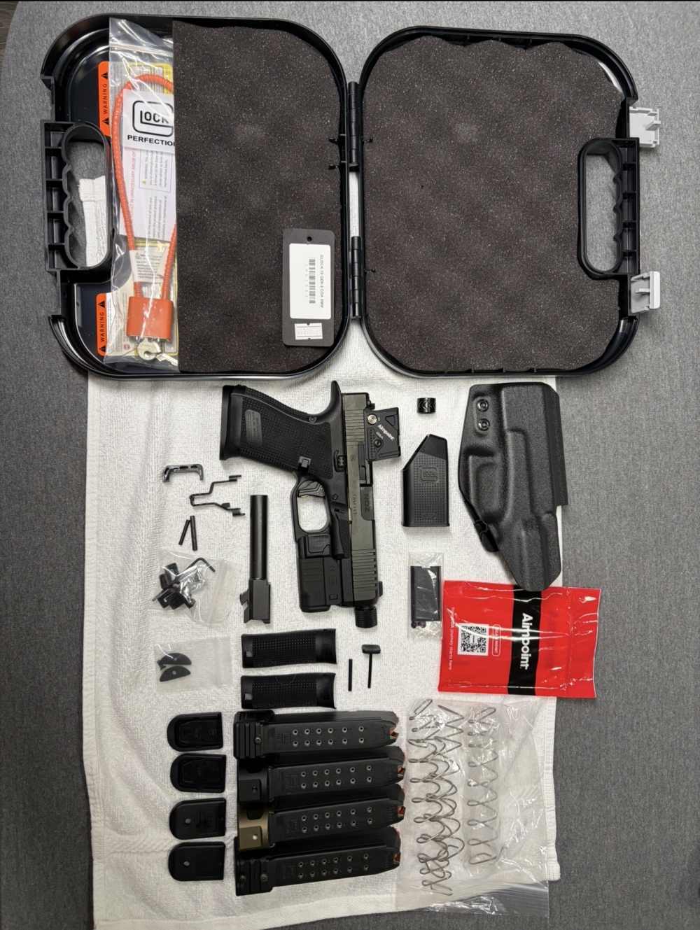 Glock 19 Gen 6 9mm COA Aimpoint Acro Threaded Barrel Custom-img-4