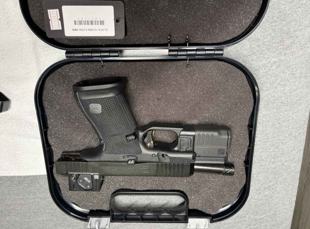 Glock 19 Gen 6 9mm COA Aimpoint Acro Threaded Barrel Custom-img-10