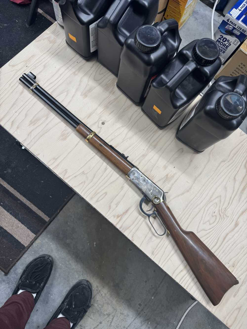 Winchester model 94 44-40 little big horn commerative -img-0