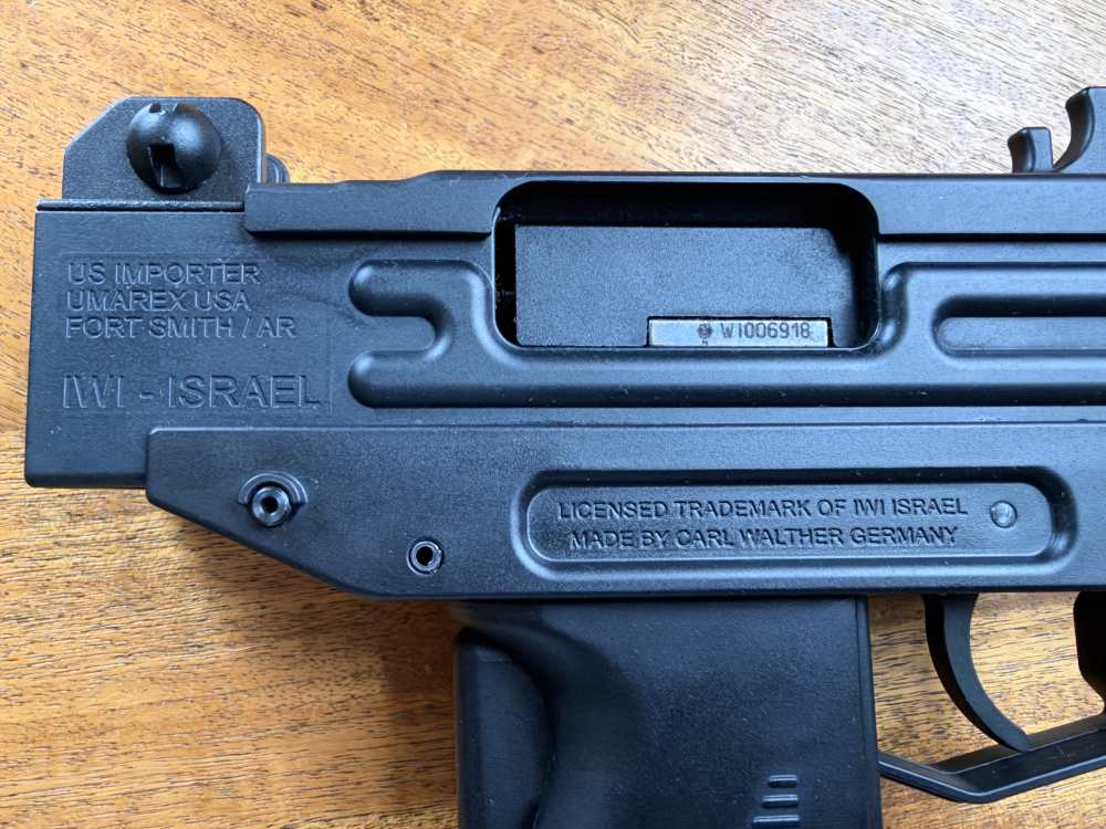 IWI UZI Pistol .22 LR – Walther Germany – 3x 20-Rd Mags-img-4