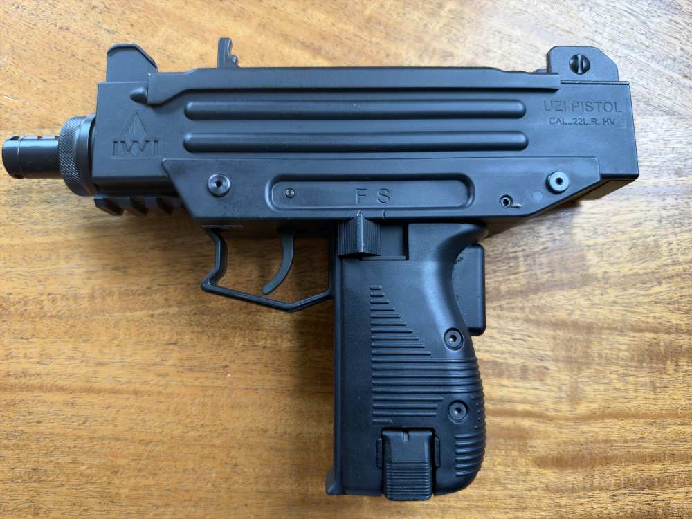 IWI UZI Pistol .22 LR – Walther Germany – 3x 20-Rd Mags-img-1