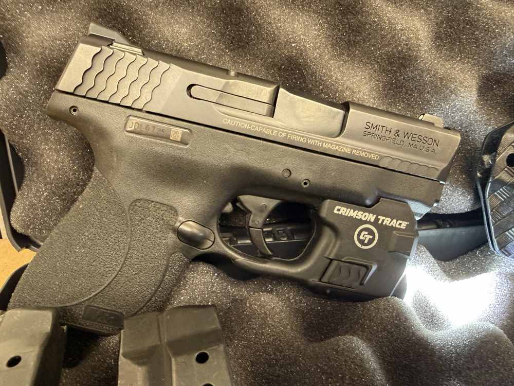 Smith & Wesson M&P 9 Shield w/Crimson Trace Light-Pole.Craft Holster-4mags-img-2