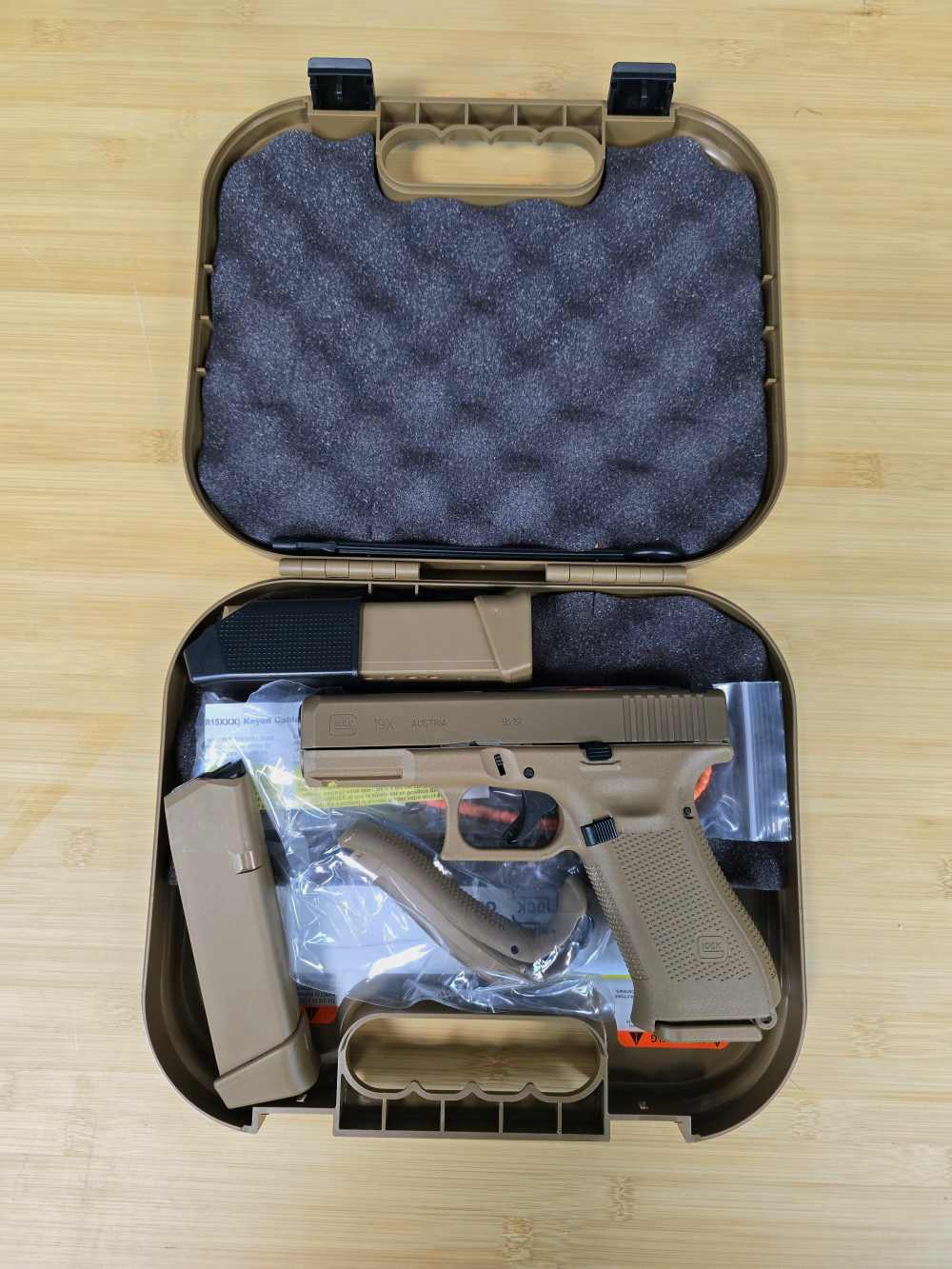 Glock 19X Discontinued Austria G19X 9mm 17+1 19+1 Pre V Model-img-2