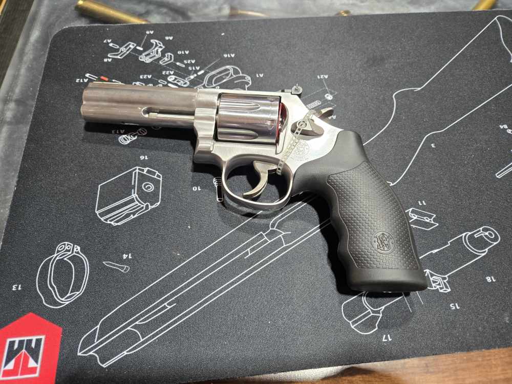 SMITH & WESSON 686 4" 357 MAG | 38 SPECIAL-img-0