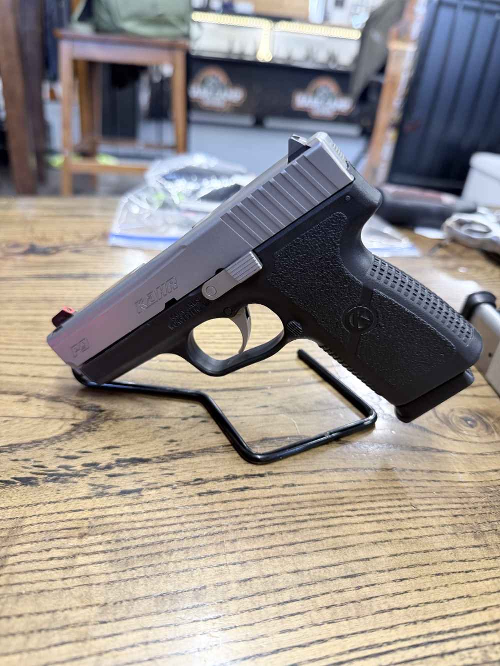 Kahr P9 5 magazines-img-0