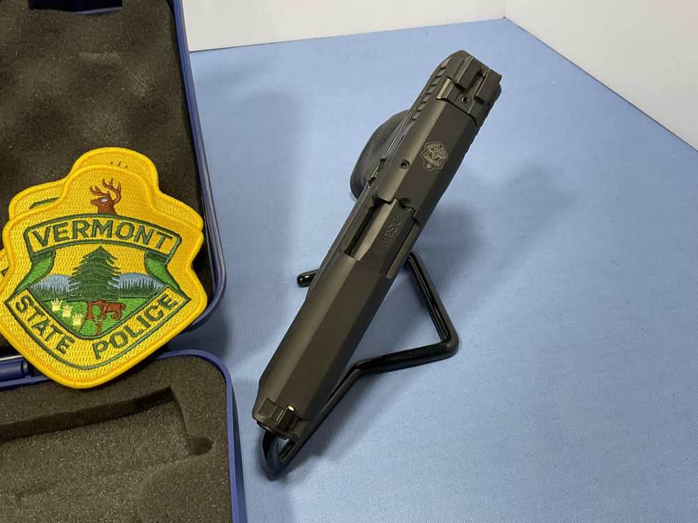Smith & Wesson Collector Rare Agancy Marked Vermont State Police-img-2
