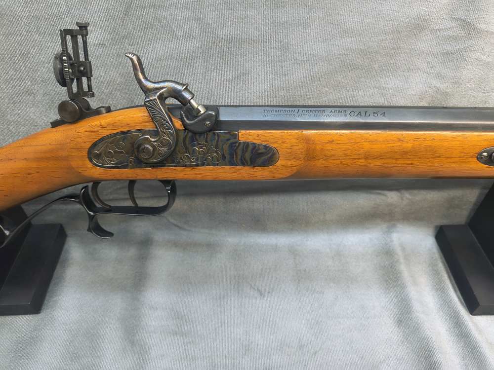 THOMPSON CENTER PERCUSSION BLACK POWDER RIFLE 54 CAL-img-2