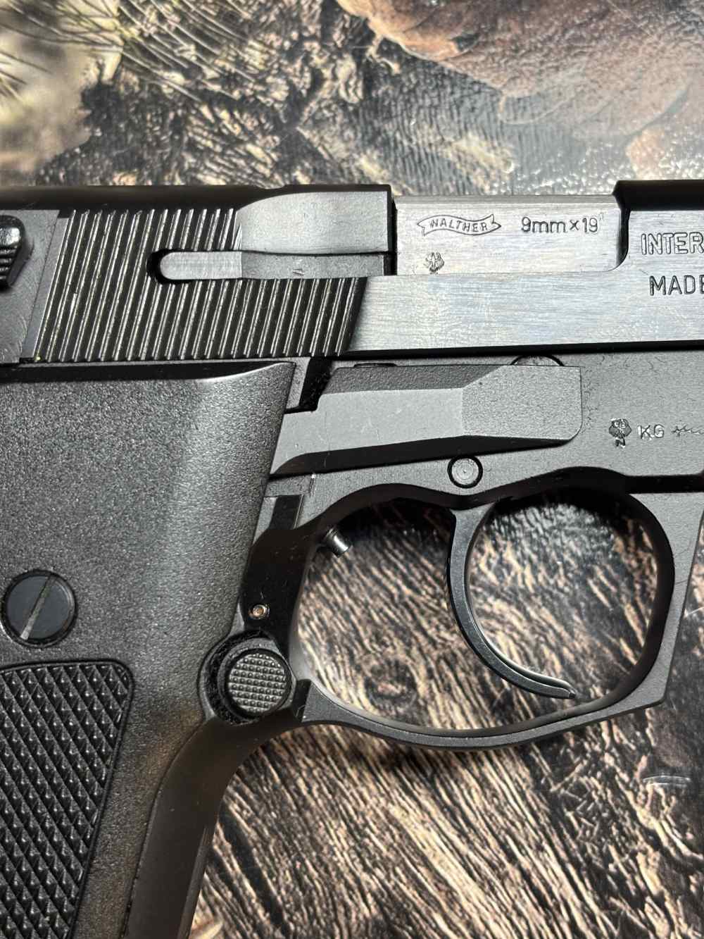 Walther P88 compact 9mm mint pistol made in Germany -img-13