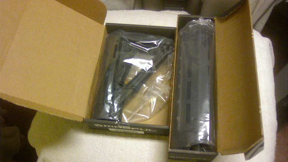 NEW Magpul MAG310 Mil-Spec stock and MAG426 MOE M-LOK handguard-img-1