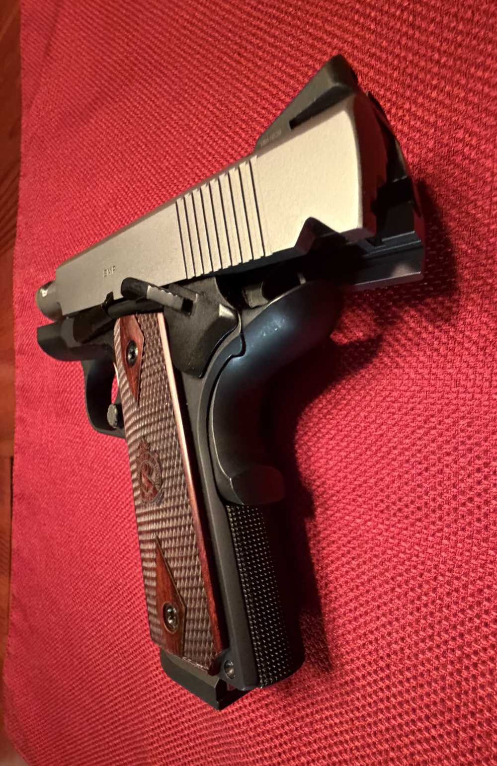 SPRINGFIELD ARMORY EMP MICRO-COMPACT 9MM • 3" BI-TONE 1911 • 3 MAGS & CASE-img-11