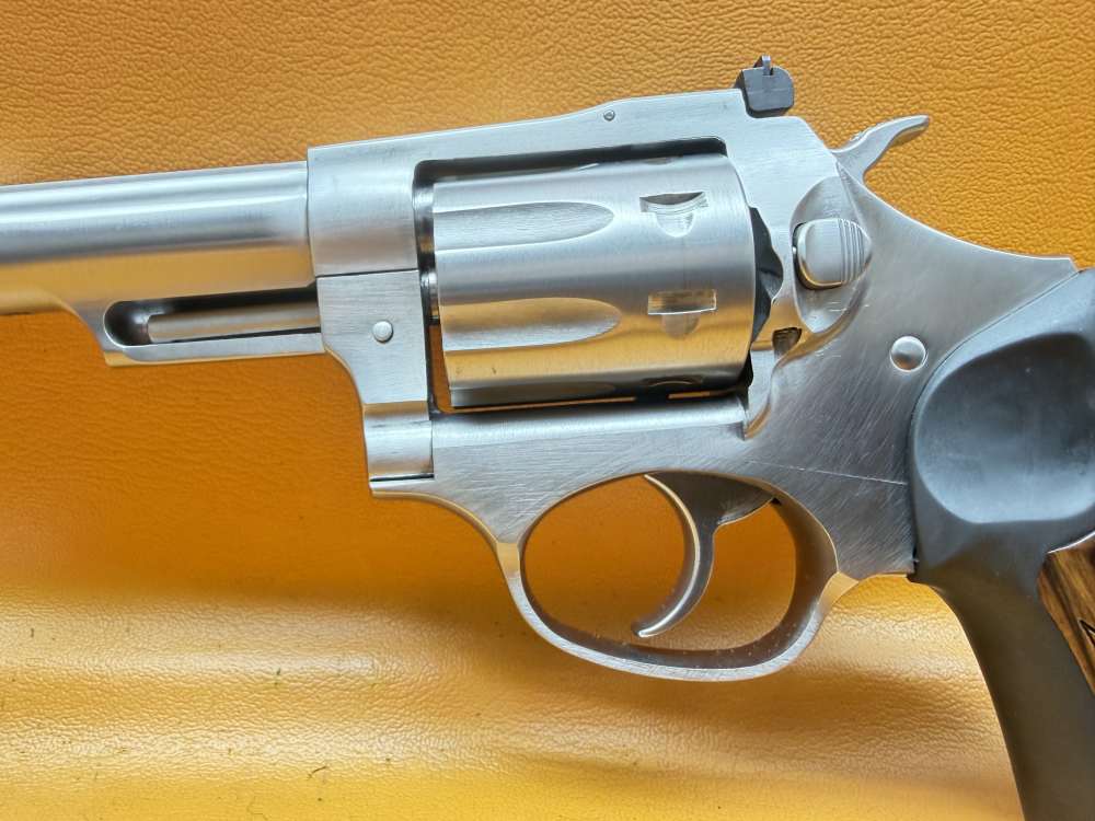 Ruger SP101 8-Shot .22 LR Revolver – 4.2" Stainless, Wood Insert Grips-img-6