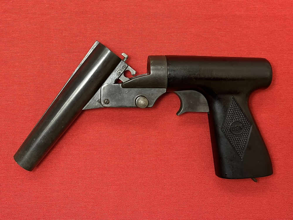 WW2 U.S.N. Navy Mark 5 Signal Flare Pistol Dated 1944-img-10