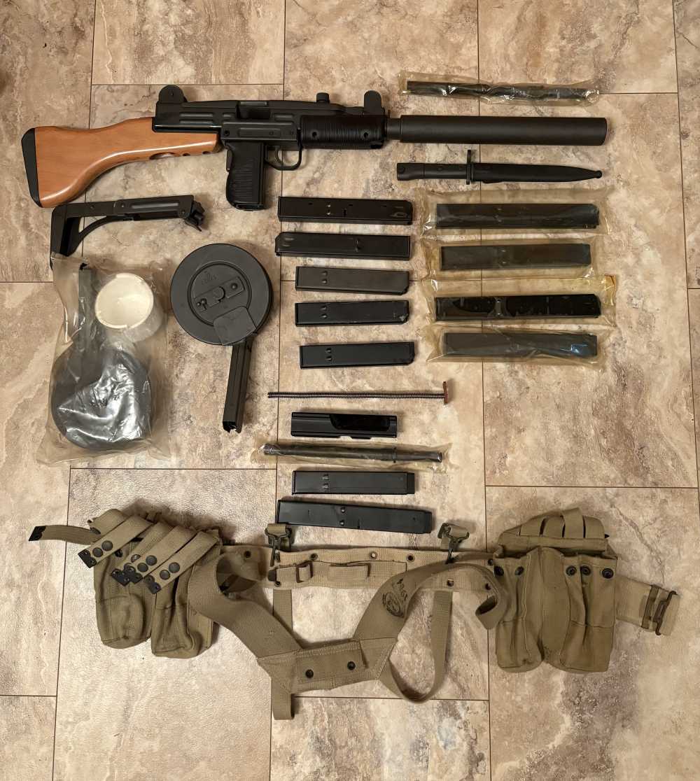 UZI Full Auto Transferable Machine Gun-img-0