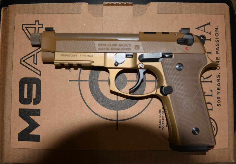 Beretta M9A4 full size 9mm-img-0