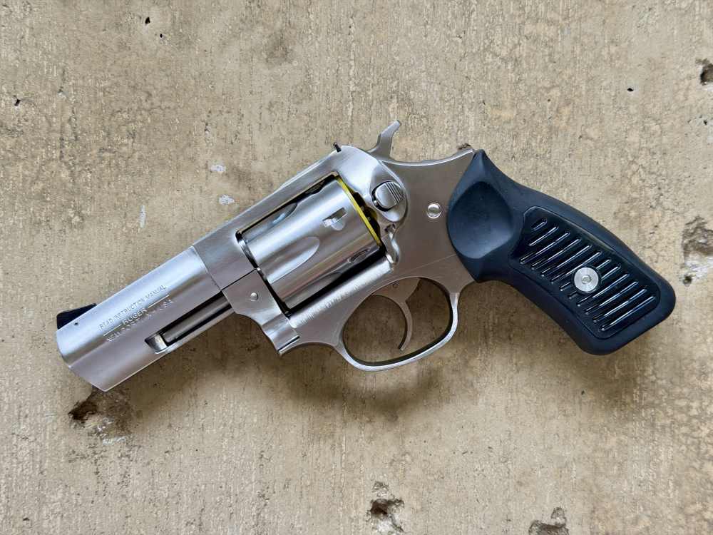 2009 Ruger SP101 3" .327 Federal Magnum Early Production LNIB-img-1