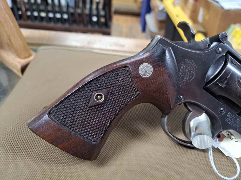 Smith & Wesson Pre Model 15 5 Screw 38SPL 4" 1952-img-1