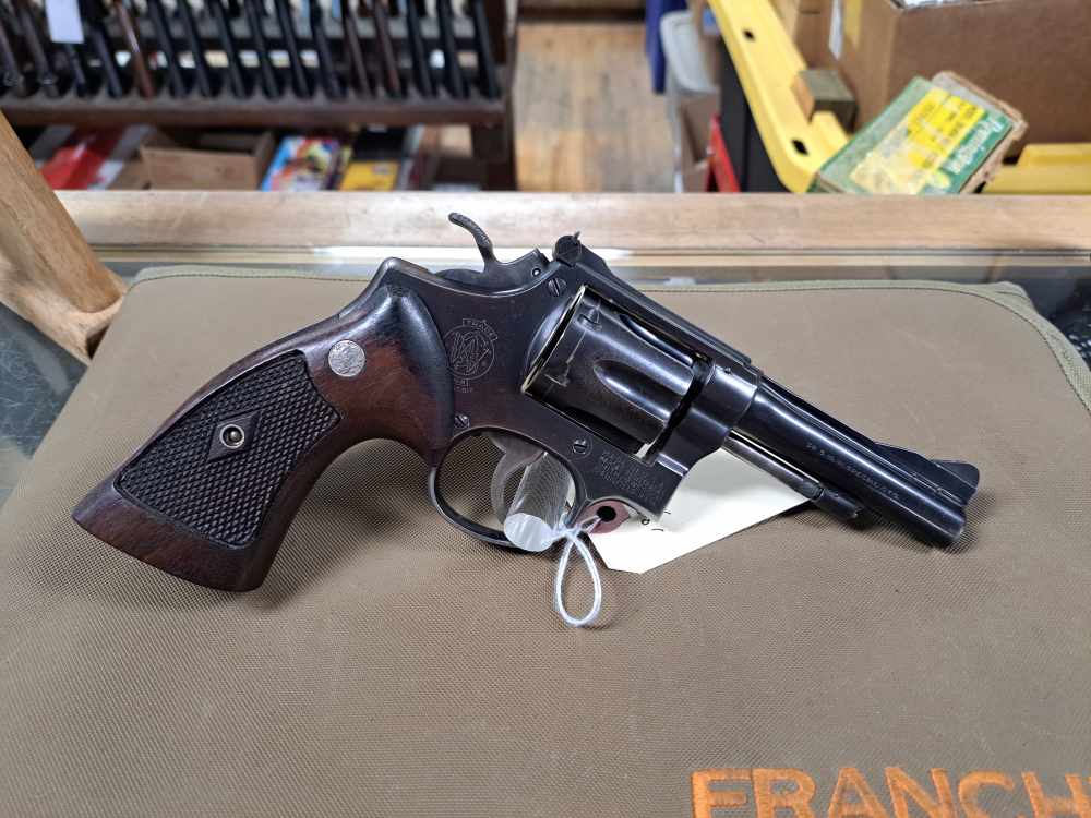 Smith & Wesson Pre Model 15 5 Screw 38SPL 4" 1952-img-0