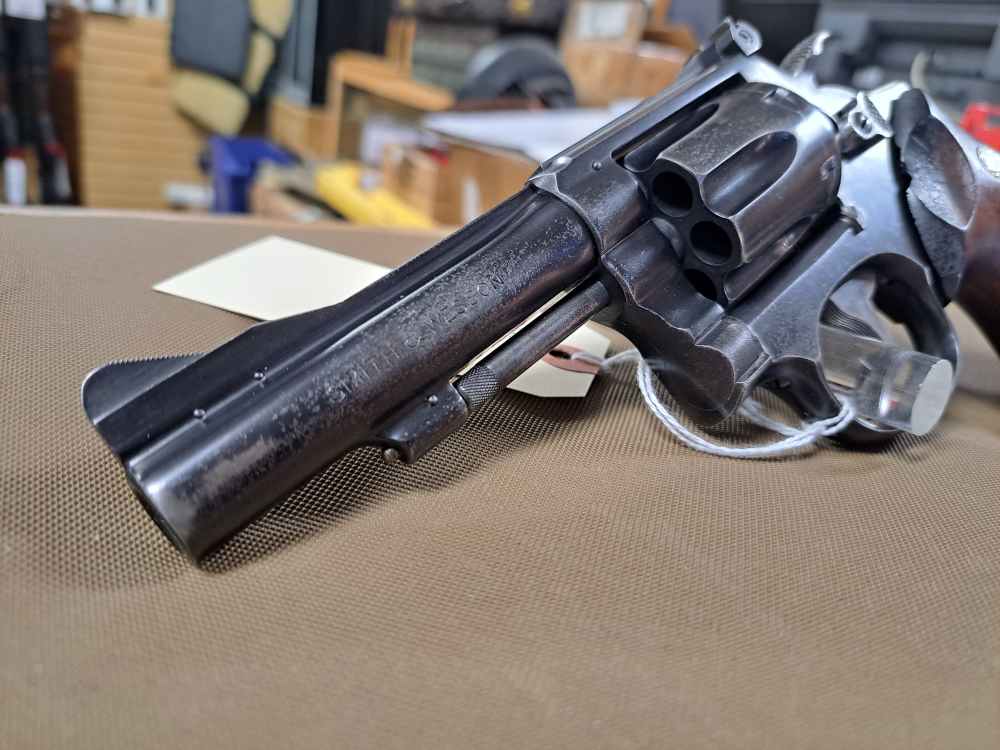 Smith & Wesson Pre Model 15 5 Screw 38SPL 4" 1952-img-10