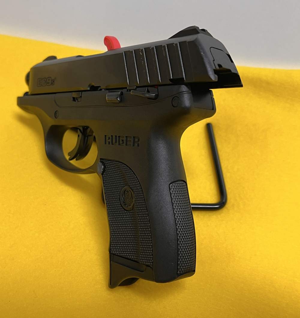 NOS New Ruger EC9S Pistol 9mm Hangun Conceal carry-img-8