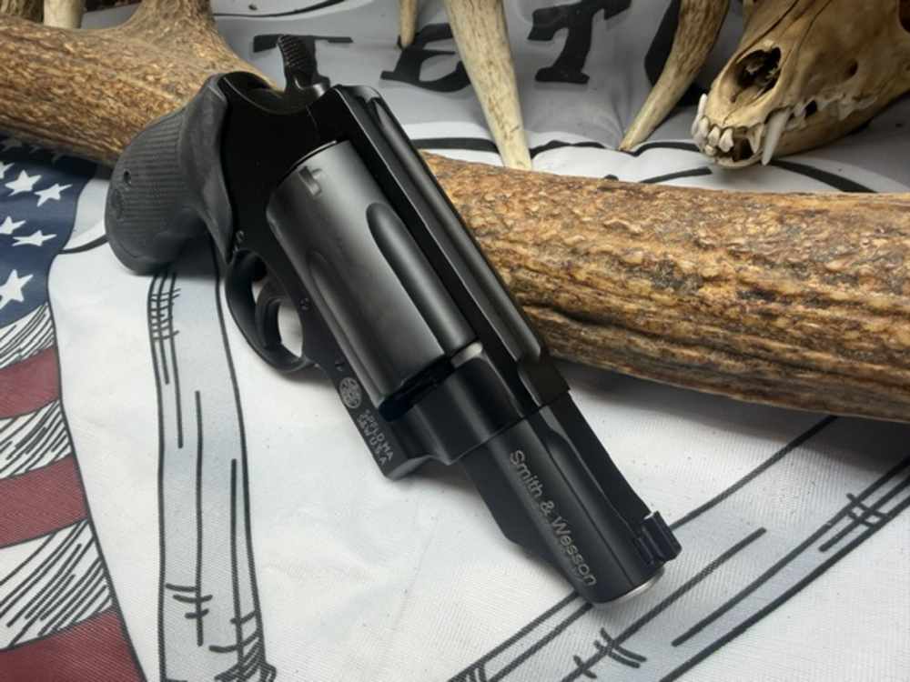 S&W Governor 45 Colt/410 Bore/45 Auto Revolver-img-2