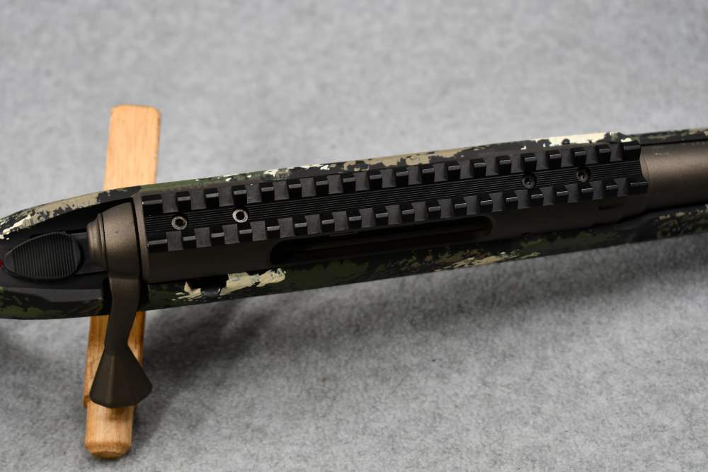 Savage Axis II Pro .243 Winchester Fluted Threaded-img-8