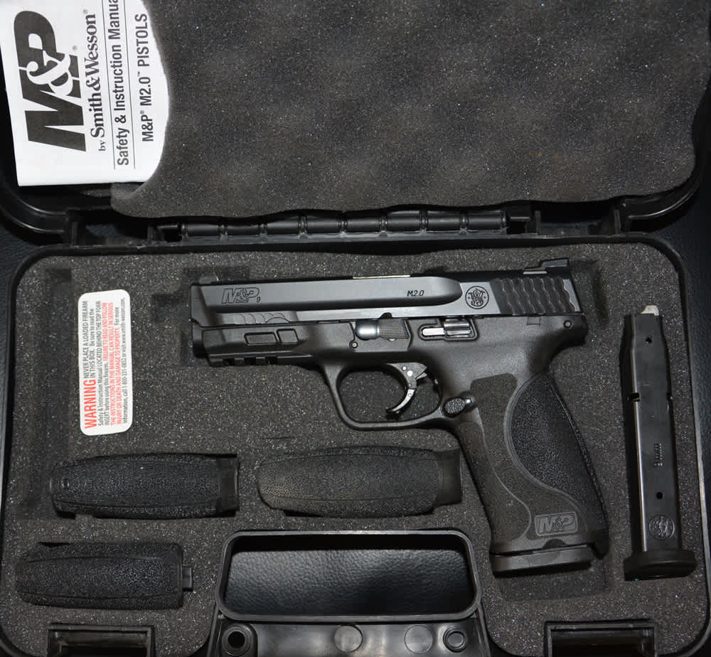 Smith & Wesson M&P M 2.0 9mm with nite sights-img-0