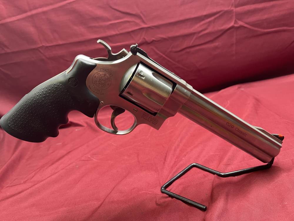 Smith & Wesson Model 629 Classic-img-4