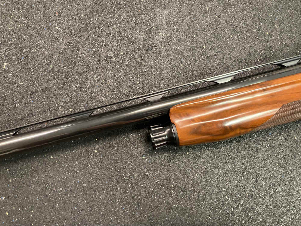 Benelli Legacy Sport 12GA 30"-img-3